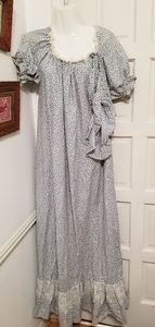 Vintage calico prarie dress with bonnet L/XL